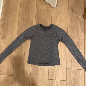 Lululemon swiftly tech size 8